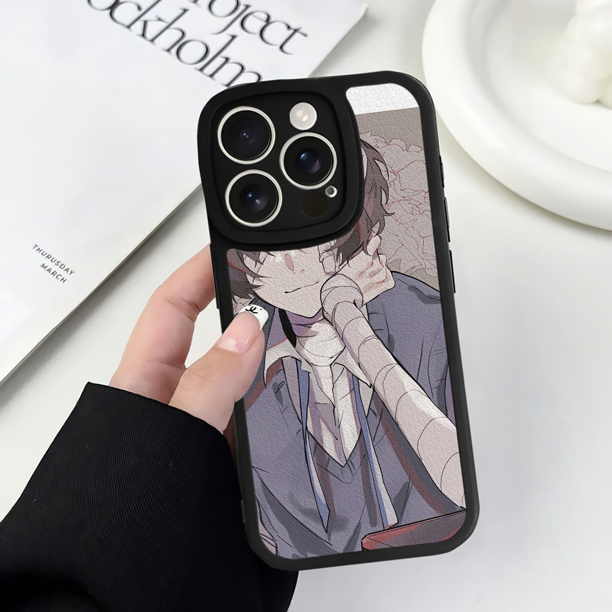 （画像用） 文豪ストレイドッグス Bungo Stray Dogs 【iPhone 16シリーズ対応】シリコンスマホケース（レザー調） 材質：シリコン